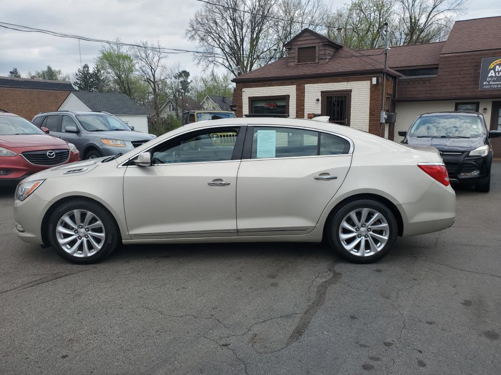 2015 Buick Lacrosse Image 2