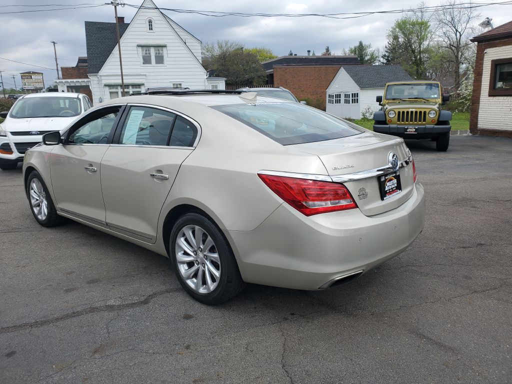 2015 Buick Lacrosse Image 3