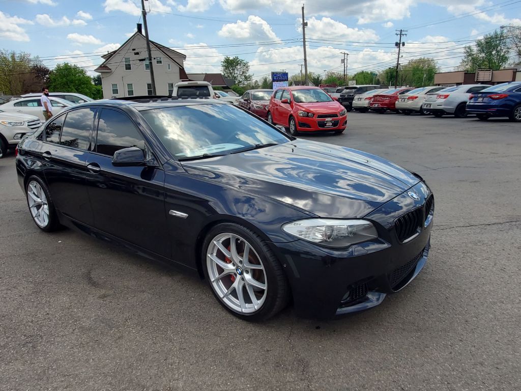 2011 BMW 5 Series Image 7