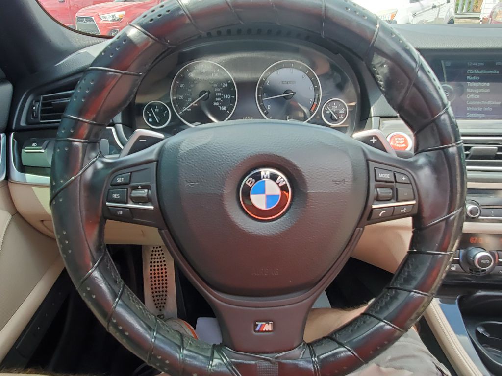 2011 BMW 5 Series Image 13