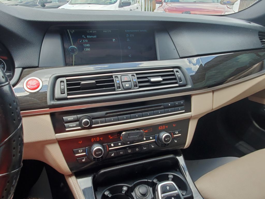 2011 BMW 5 Series Image 14