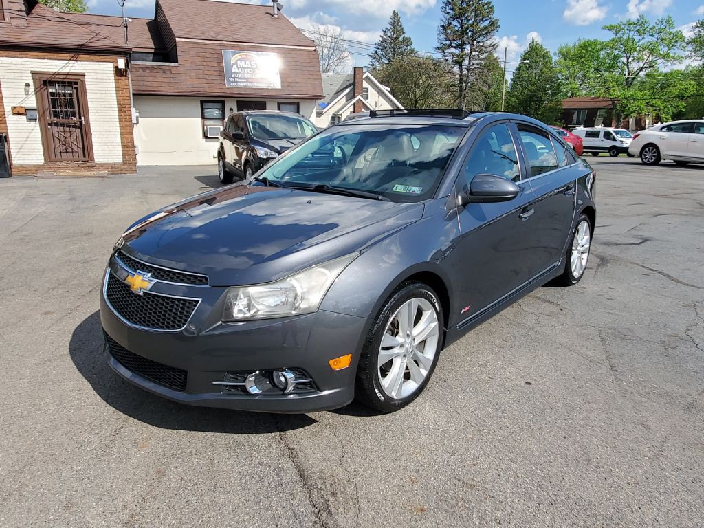 2013 Chevrolet Cruze Image 1