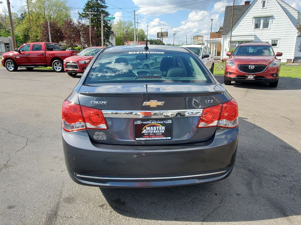 2013 Chevrolet Cruze Image 4