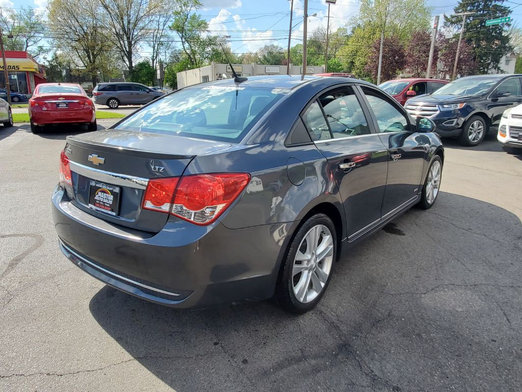 2013 Chevrolet Cruze Image 5