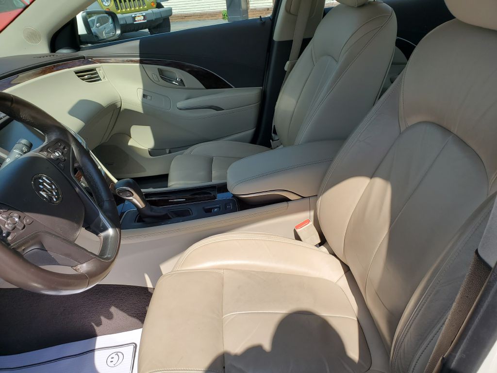 2014 Buick Lacrosse Image 10