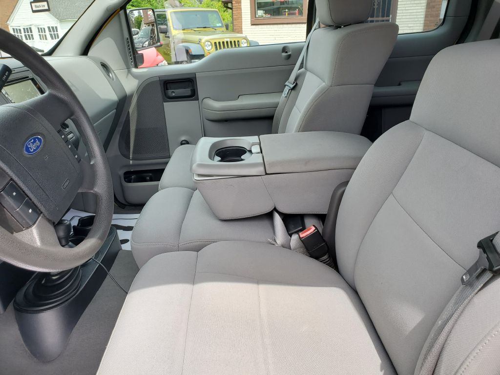 2004 Ford F-150 Image 10