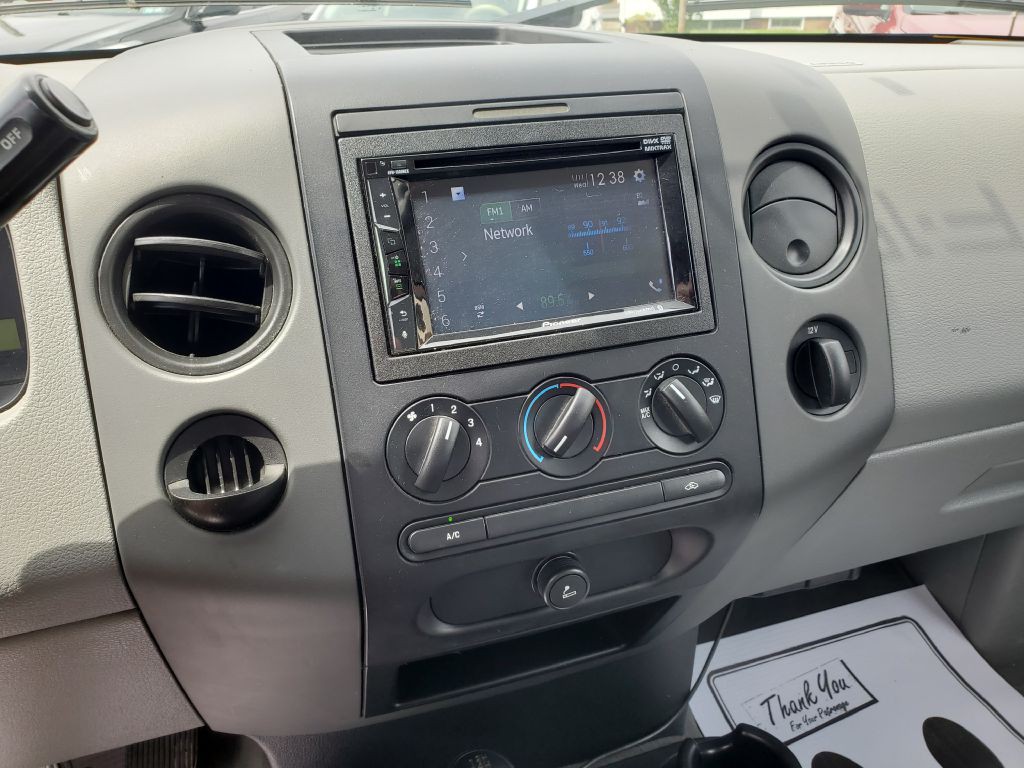 2004 Ford F-150 Image 13