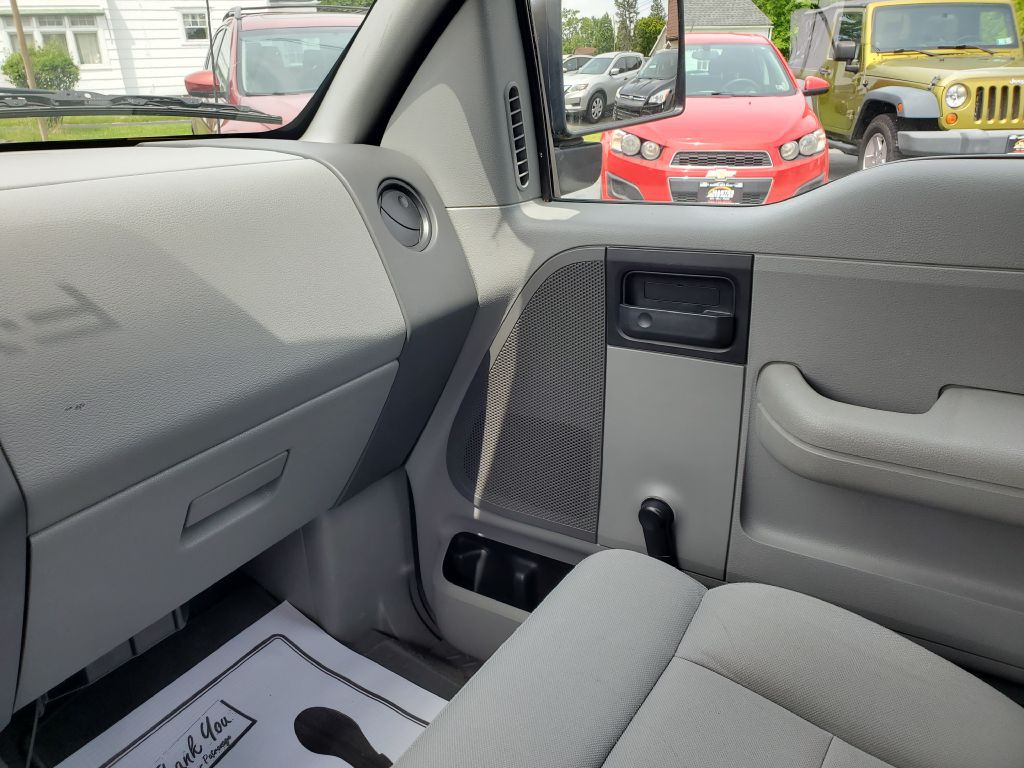 2004 Ford F-150 Image 14