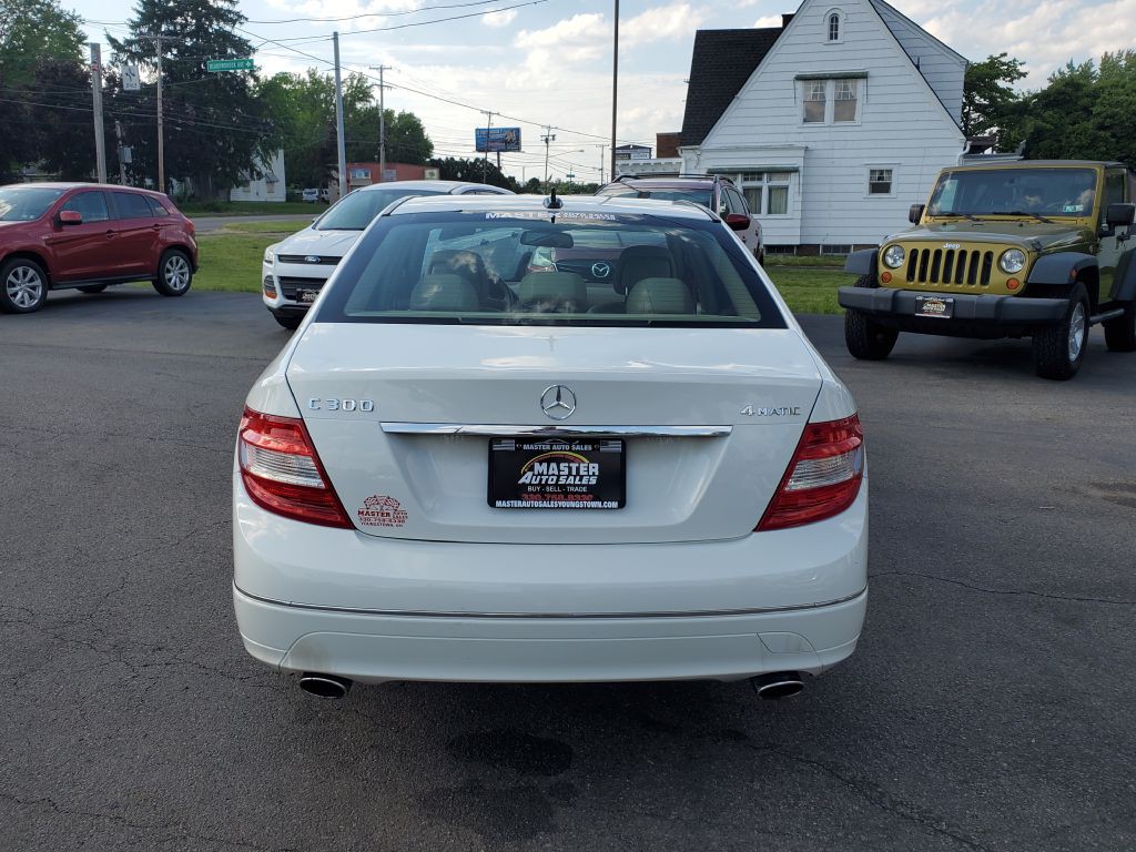 2008 Mercedes-Benz C-Class Image 4