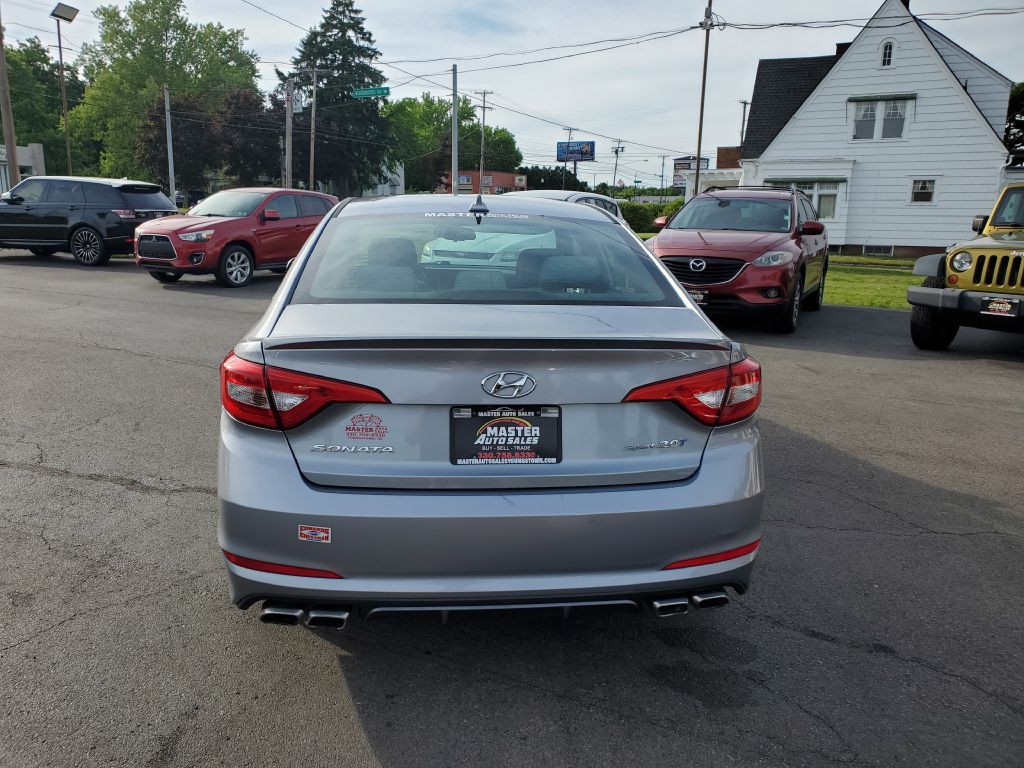 2017 Hyundai Sonata Image 4