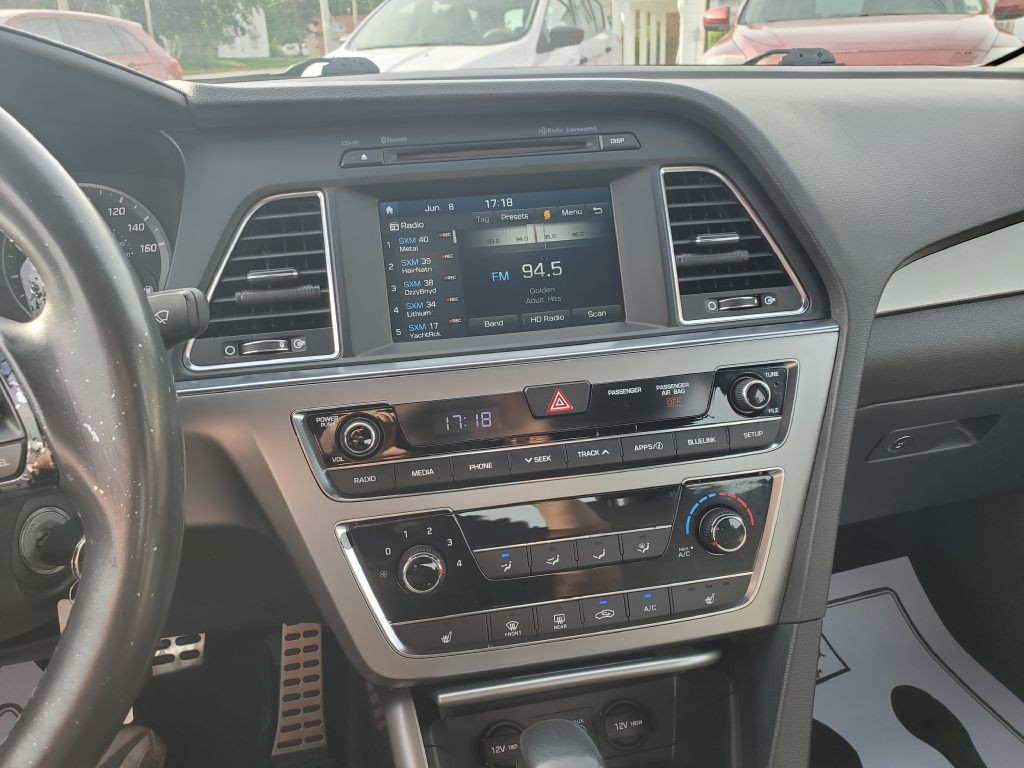 2017 Hyundai Sonata Image 14