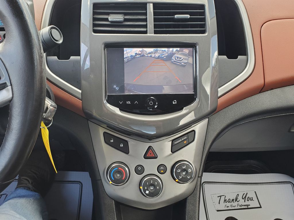 2016 Chevrolet Sonic Image 15