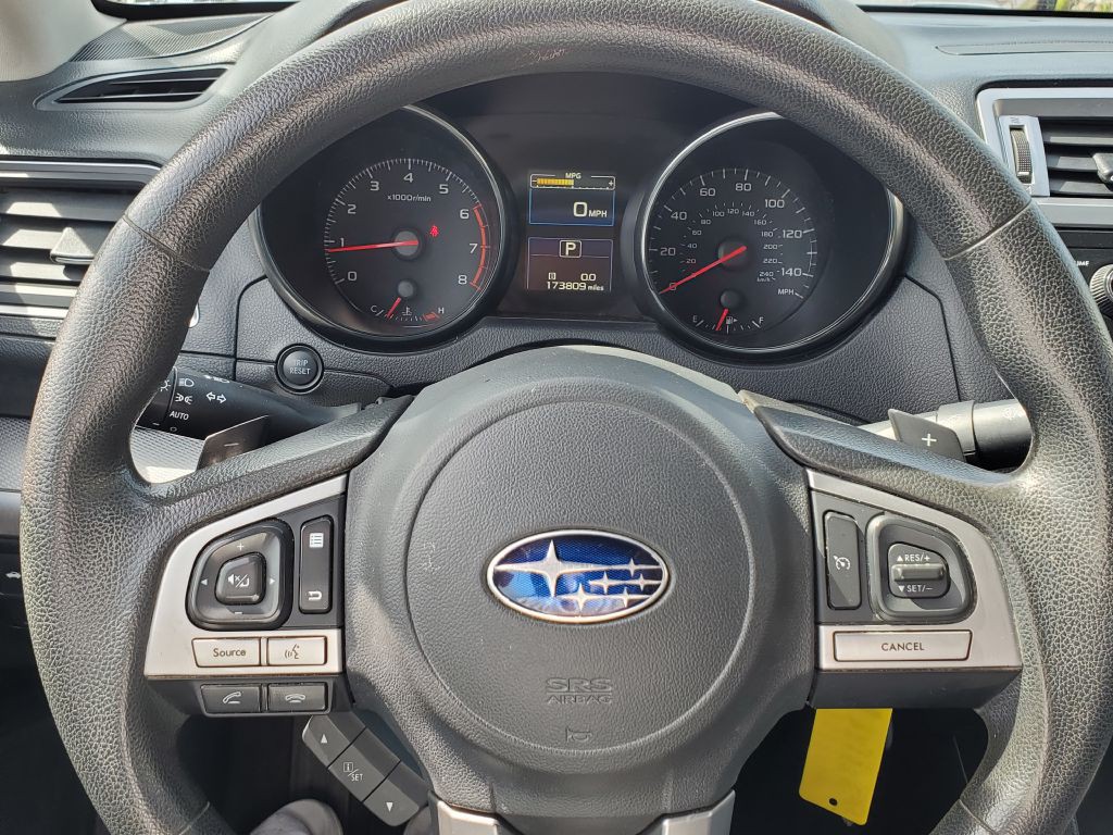 2017 Subaru Legacy Image 17