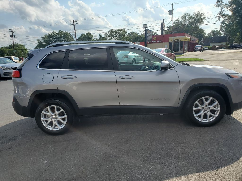 2018 Jeep Cherokee Image 5