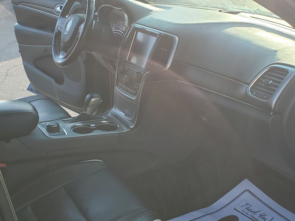 2017 Jeep Grand Cherokee Image 14