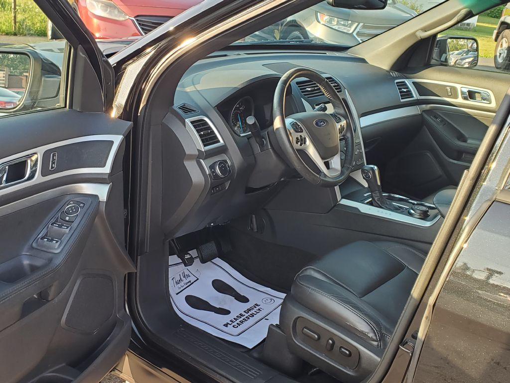 2015 Ford Explorer Image 11