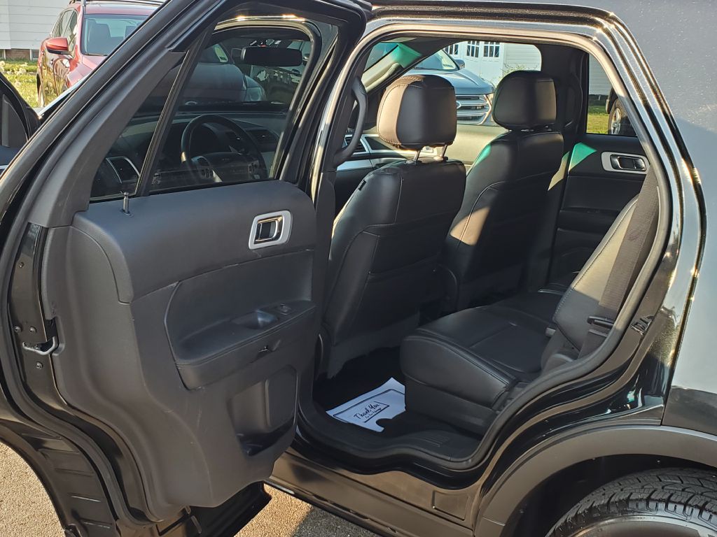 2015 Ford Explorer Image 13