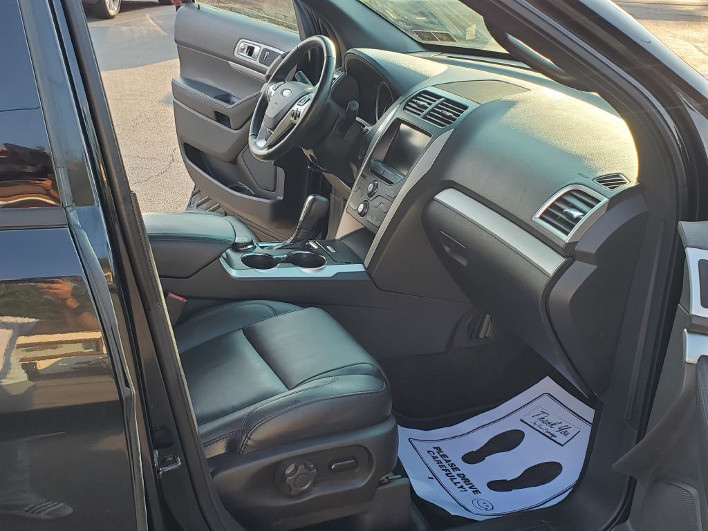 2015 Ford Explorer Image 15