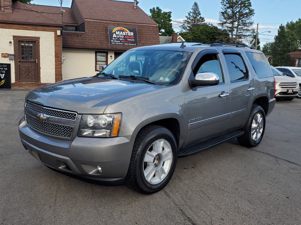 2009 Chevrolet Tahoe Image 2