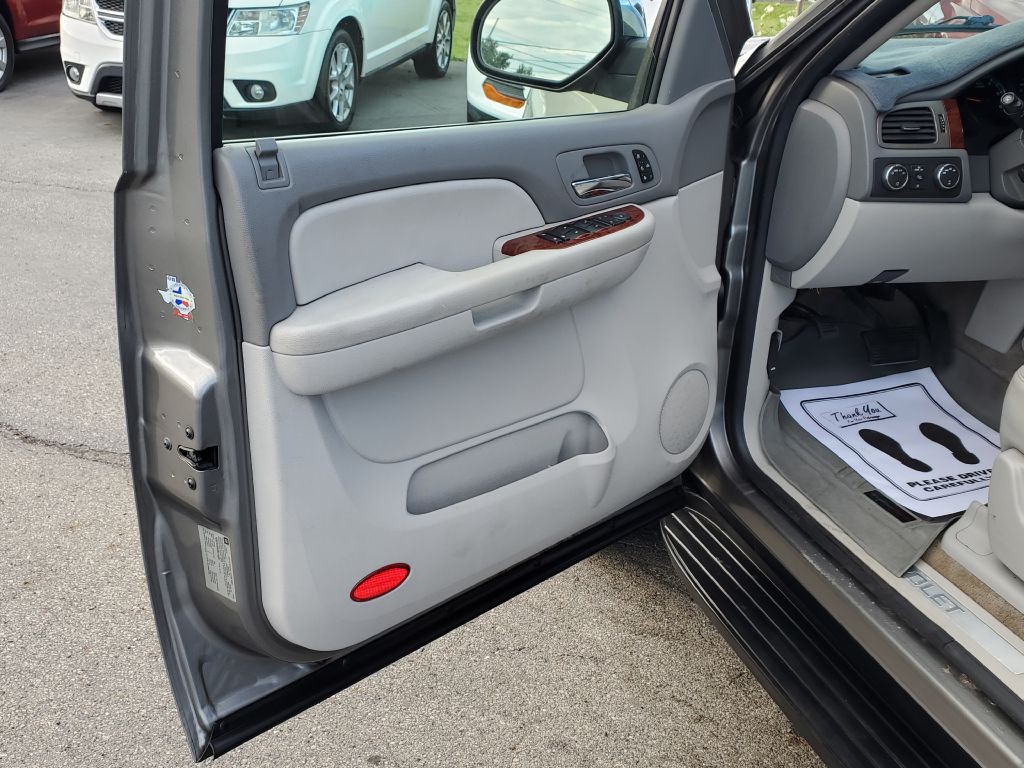 2009 Chevrolet Tahoe Image 15