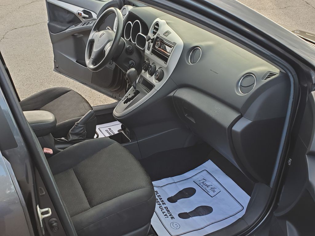 2009 Pontiac Vibe Image 16