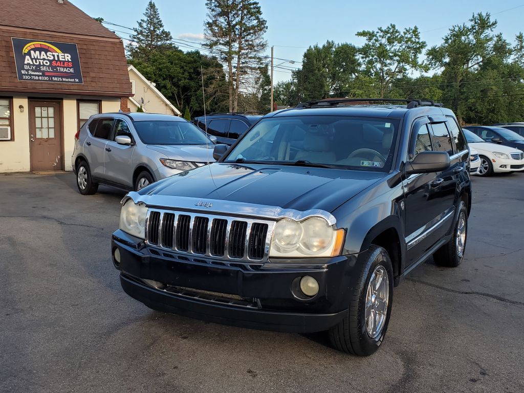 2005 Jeep Grand Cherokee Image 2