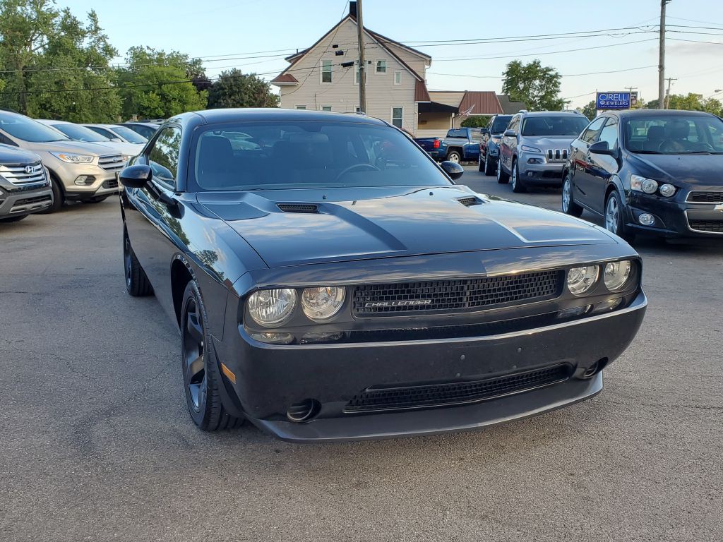 2013 Dodge Challenger Image 12