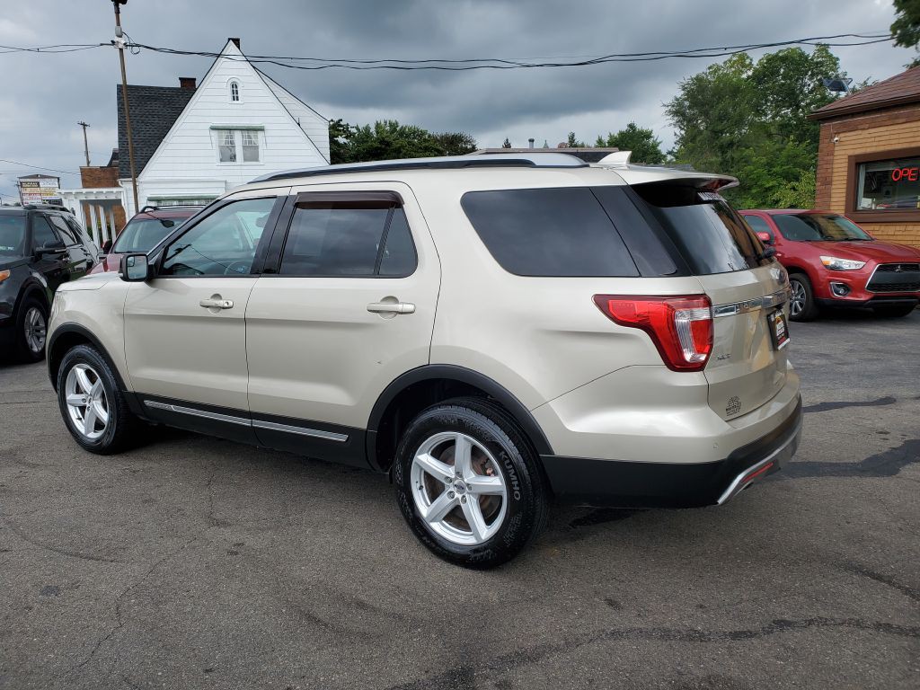 2017 Ford Explorer Image 3