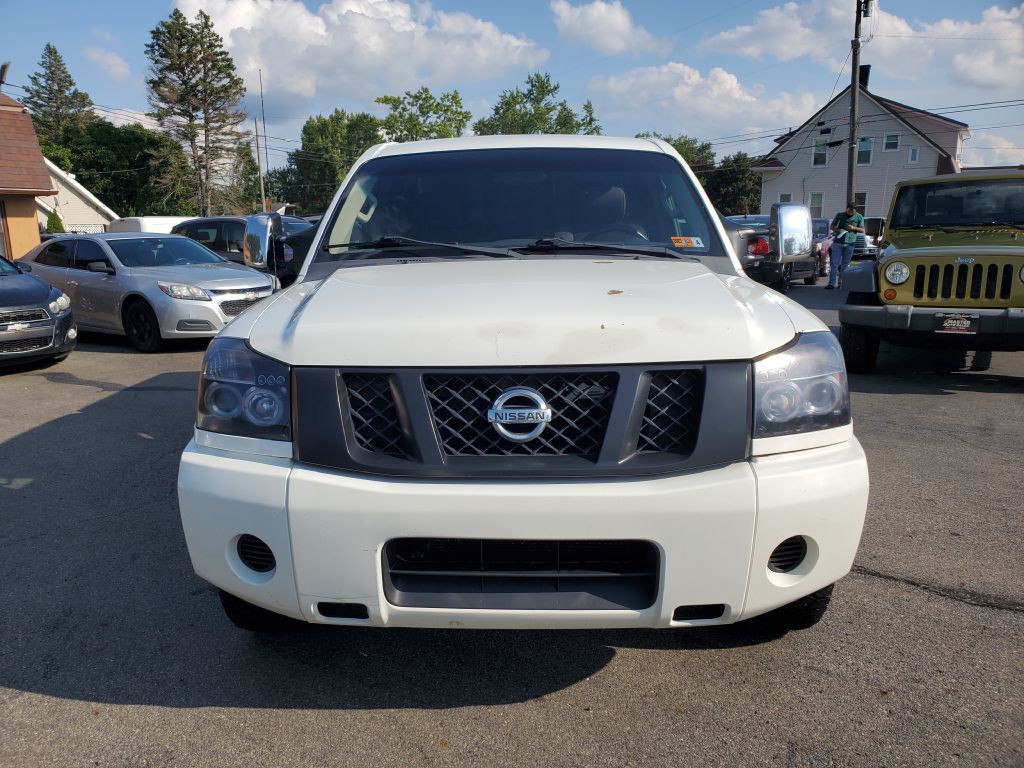 2013 Nissan Titan Image 8