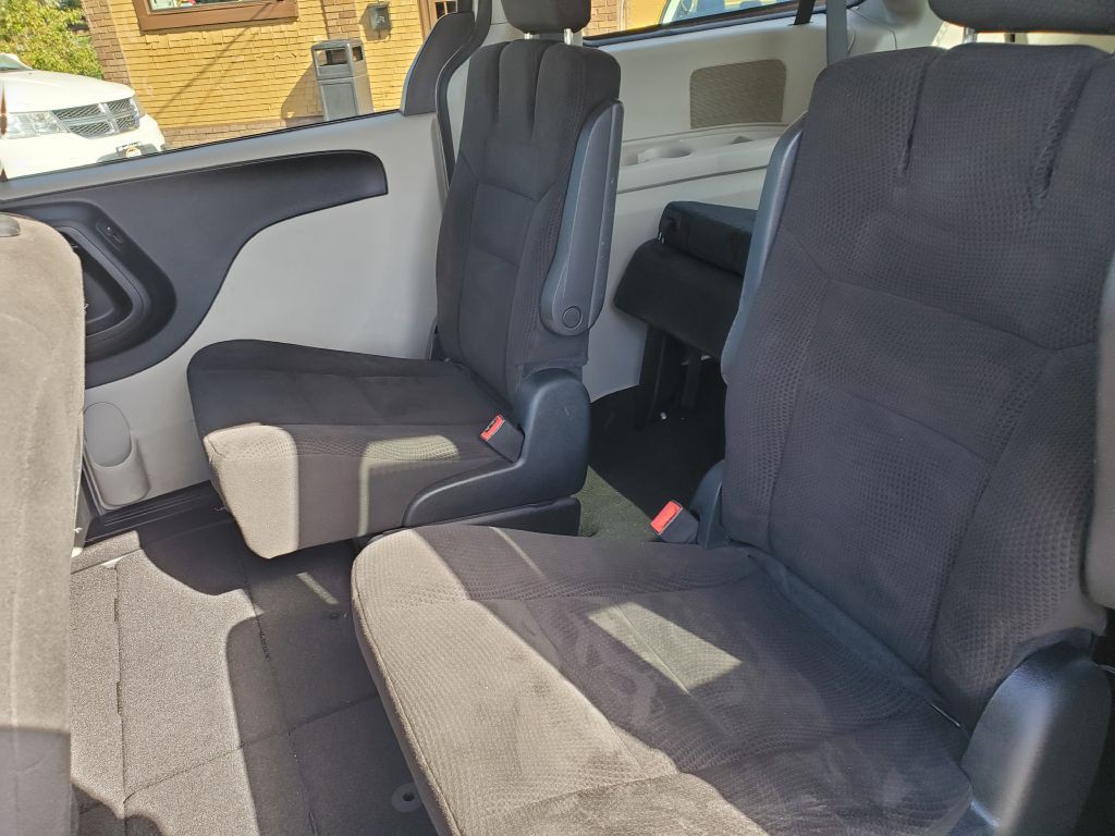 2016 Dodge Grand Caravan Image 11
