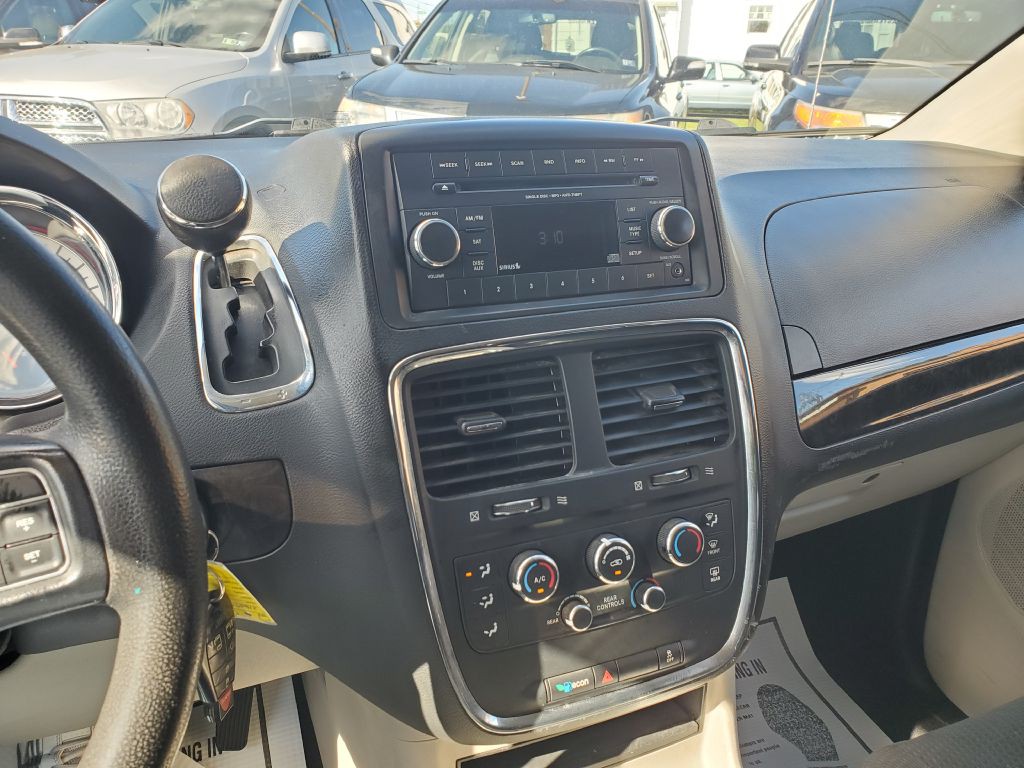 2016 Dodge Grand Caravan Image 14