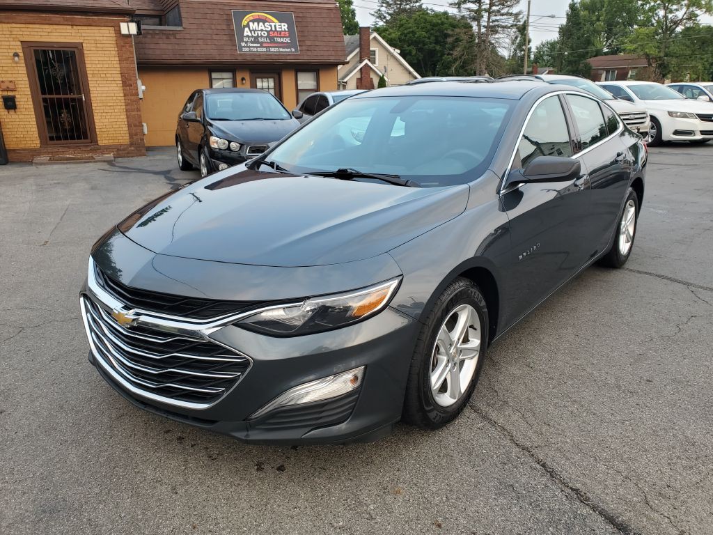 2021 Chevrolet Malibu Image 1