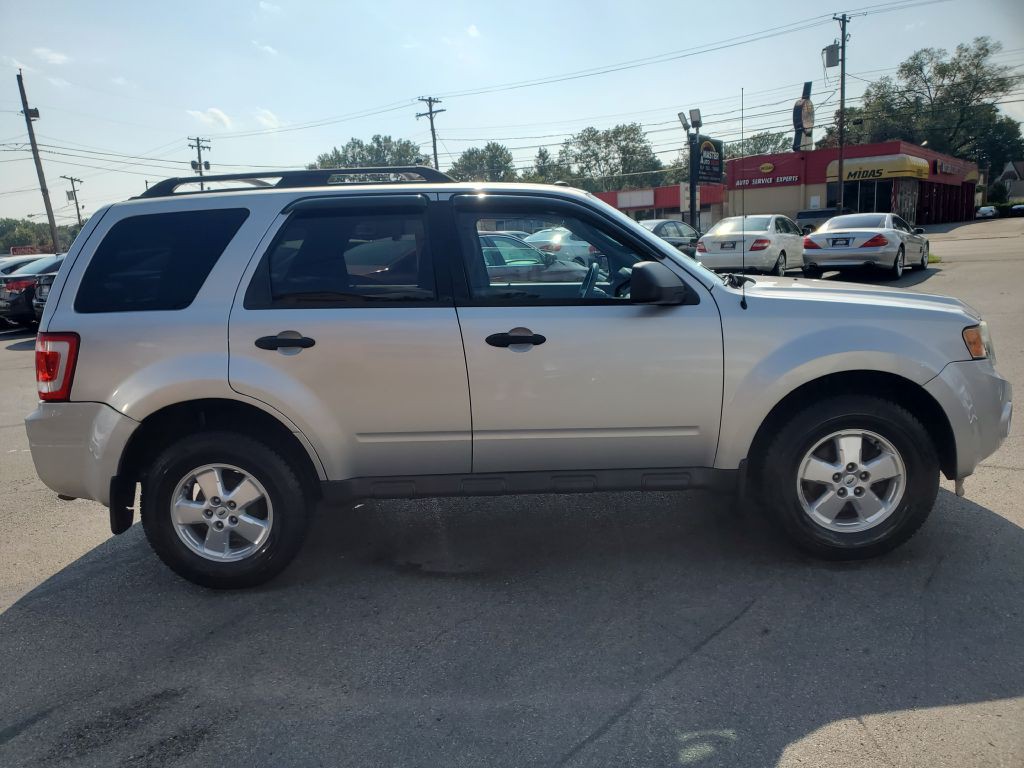 2010 Ford Escape Image 6