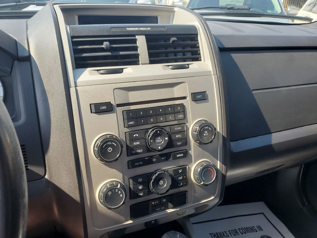 2010 Ford Escape Image 14