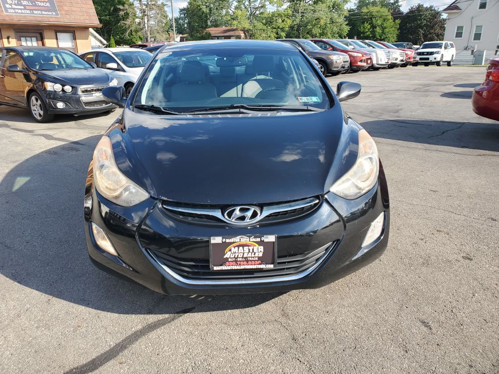 2013 Hyundai Elantra Image 8