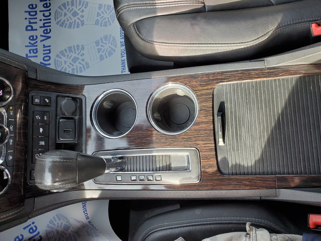 2015 Chevrolet Traverse Image 16