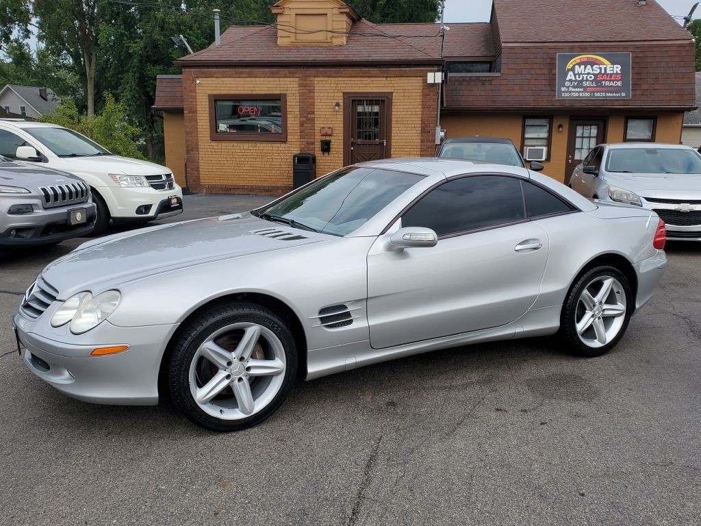 2004 Mercedes-Benz SL-Class Image 2