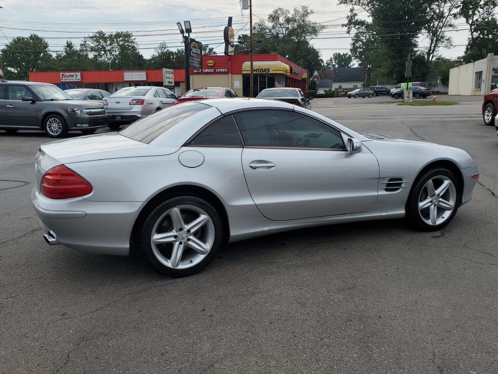 2004 Mercedes-Benz SL-Class Image 8
