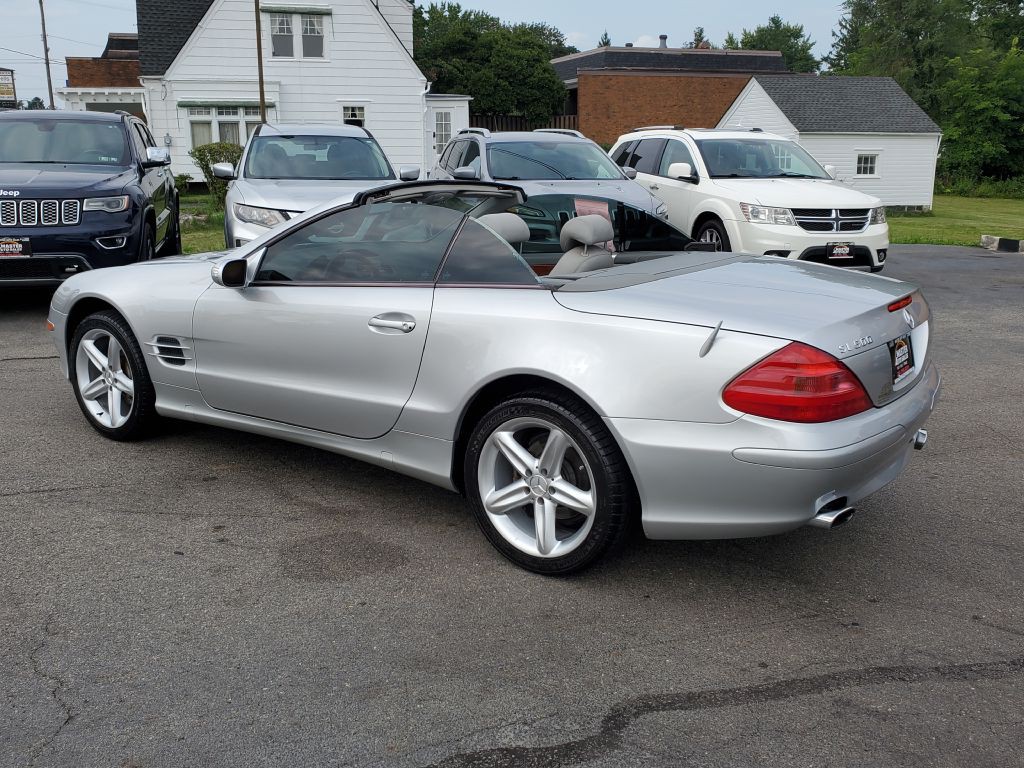 2004 Mercedes-Benz SL-Class Image 19