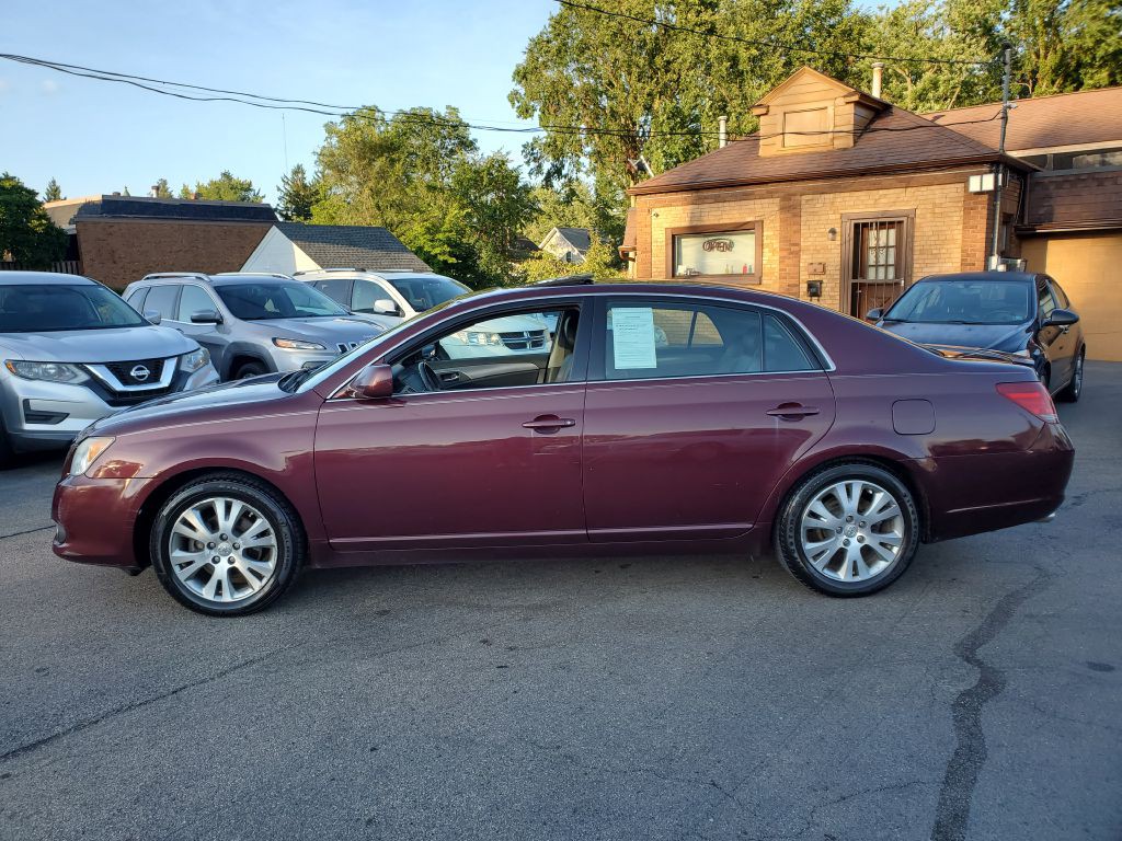 2008 Toyota Avalon Image 2
