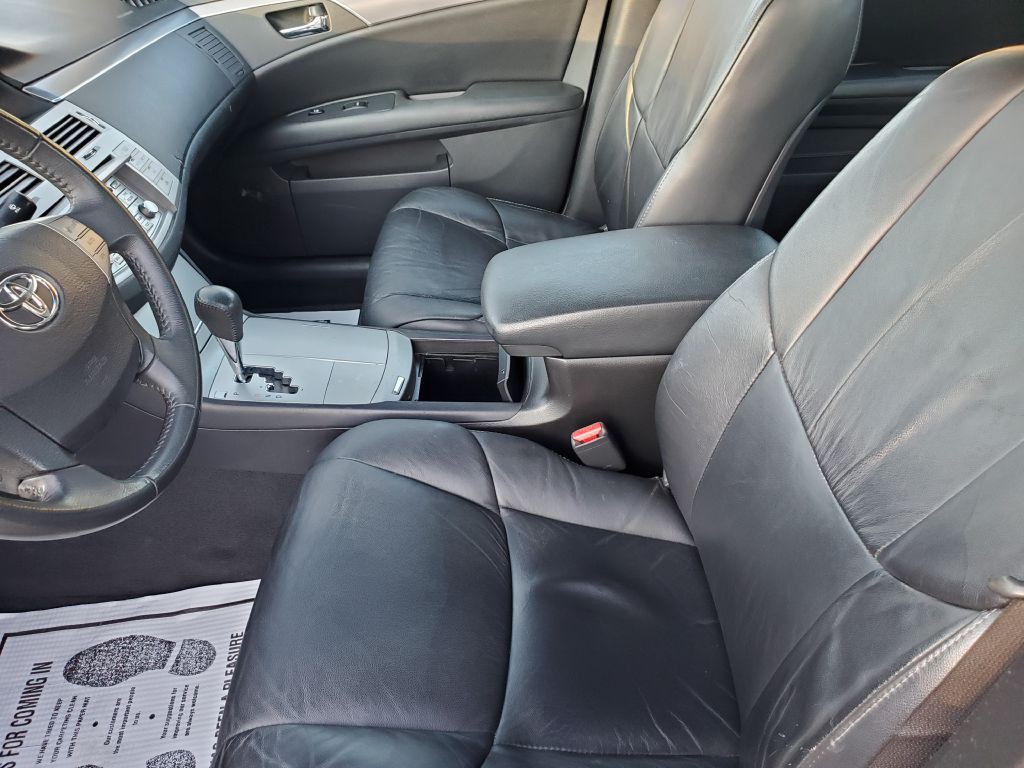 2008 Toyota Avalon Image 10