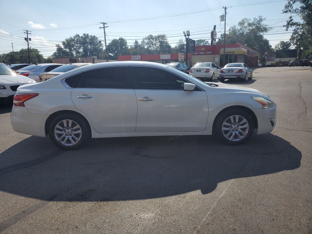 2013 Nissan Altima Image 6