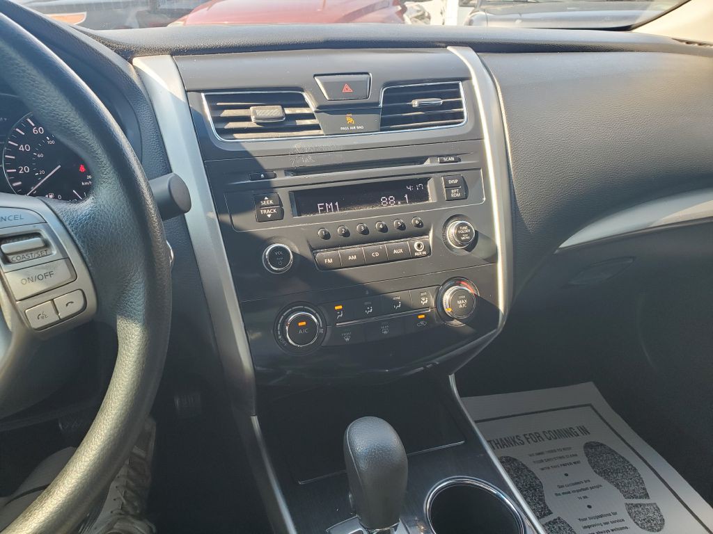 2013 Nissan Altima Image 13