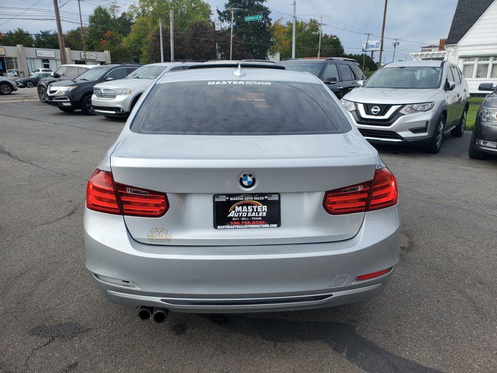 2015 BMW 3 Series Image 4