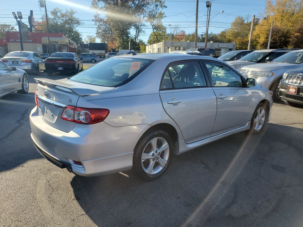 2011 Toyota Corolla Image 6