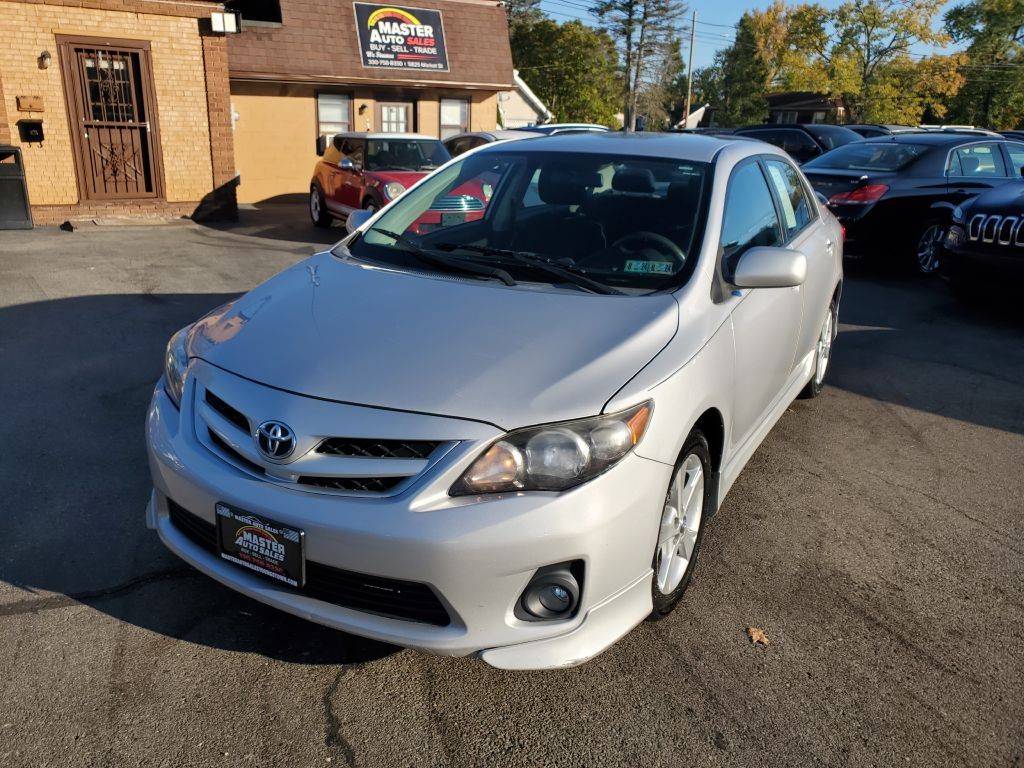 2011 Toyota Corolla Image 9