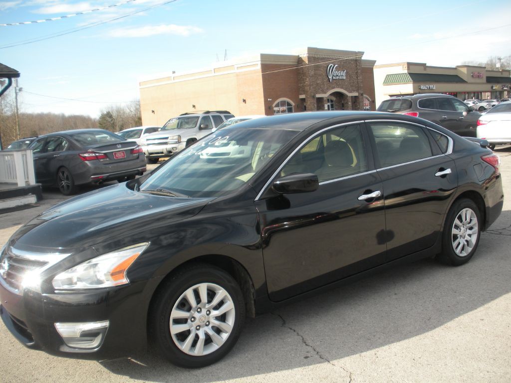 2013 Nissan Altima Image 1