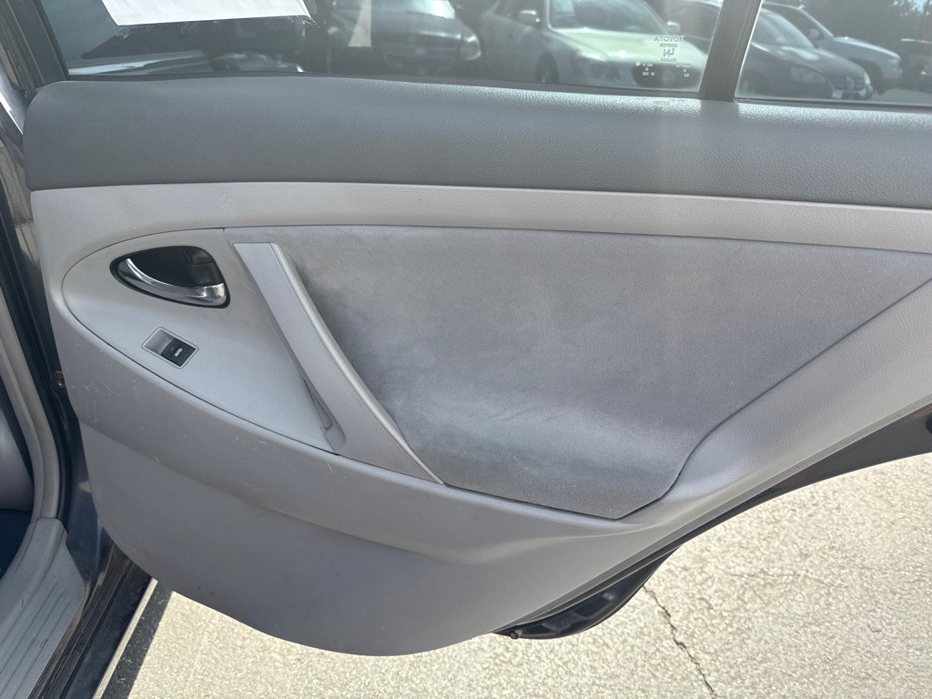 2011 Toyota Camry Image 33