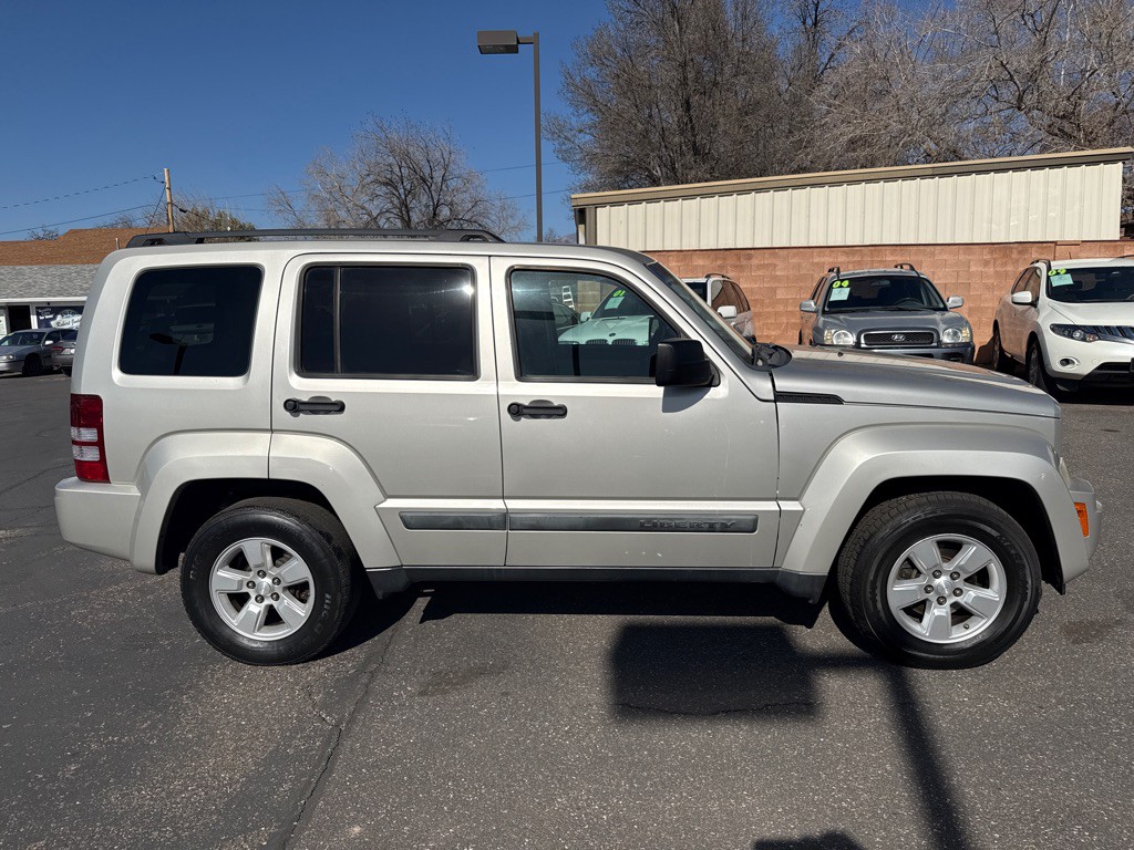 2009 Jeep Liberty Image 20