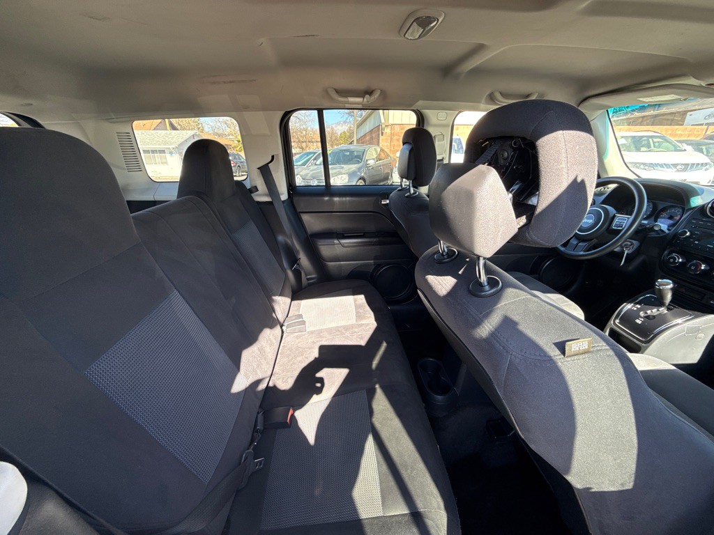 2015 Jeep Patriot Image 14